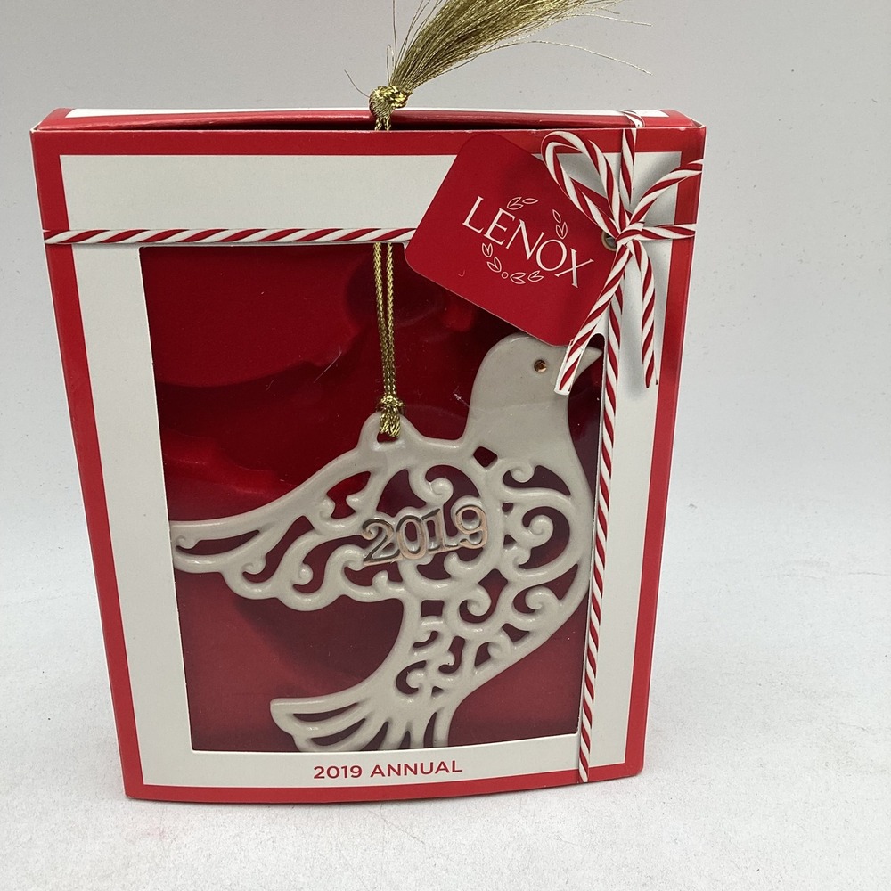 Lenox 2019 Annual Dove Ornament Ivory Porcelain Gold Tassel Pierced Scrollwork